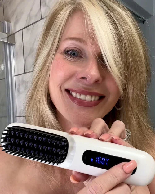 GoBrush PRO – Cordless Straightening Brush.