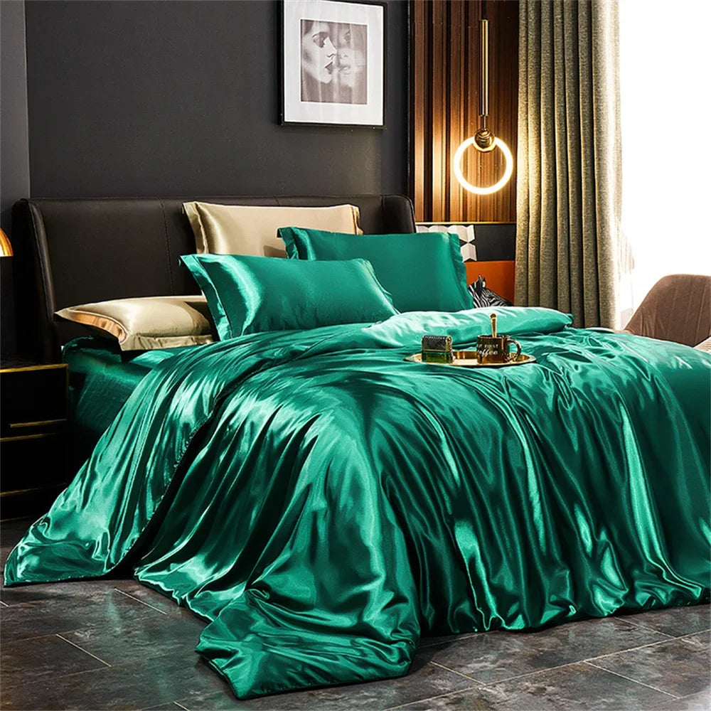 Luxury Silky Bedding Set (3–4 pcs) – Satin-Finish Duvet & Pillowcases for the Softest Sleep